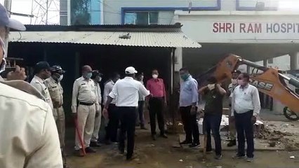 VIDEO: अतिक्रमण पर चला सरकार का बुल्डोजर