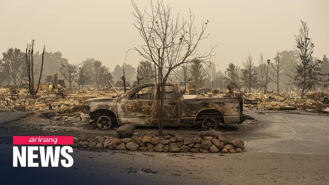 At least 33 people killed in wildfires in U.S. west coast states