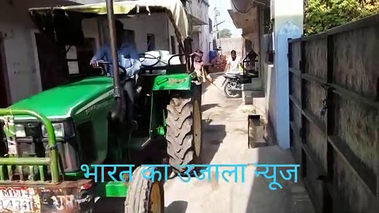 मच्छरों के से बचाव के लिए डी.डी.टी का छिडकाव किया गया