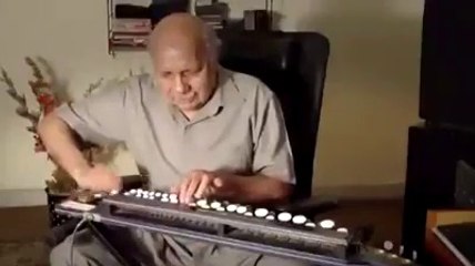 Old piano music please follow my channel