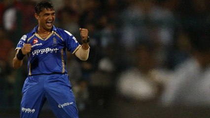 IPL 2020 : Pravin Tambe in KKR team | OneIndia Tamil