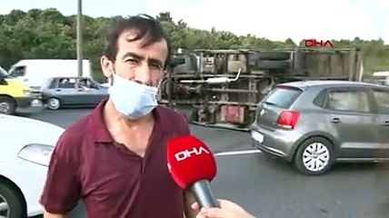 Beykoz Tem'de kamyonet yan yattı; trafik kilitlendi