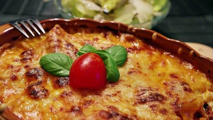 The American Housewife, Section 03: Chapter 03-Meat Pies