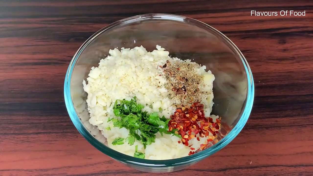 Cheesy potato nuggets | Party starter recipe | Crispy potato recipe