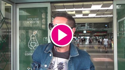 Olga Moreno recoge a Antonio David a su llegada a Málaga