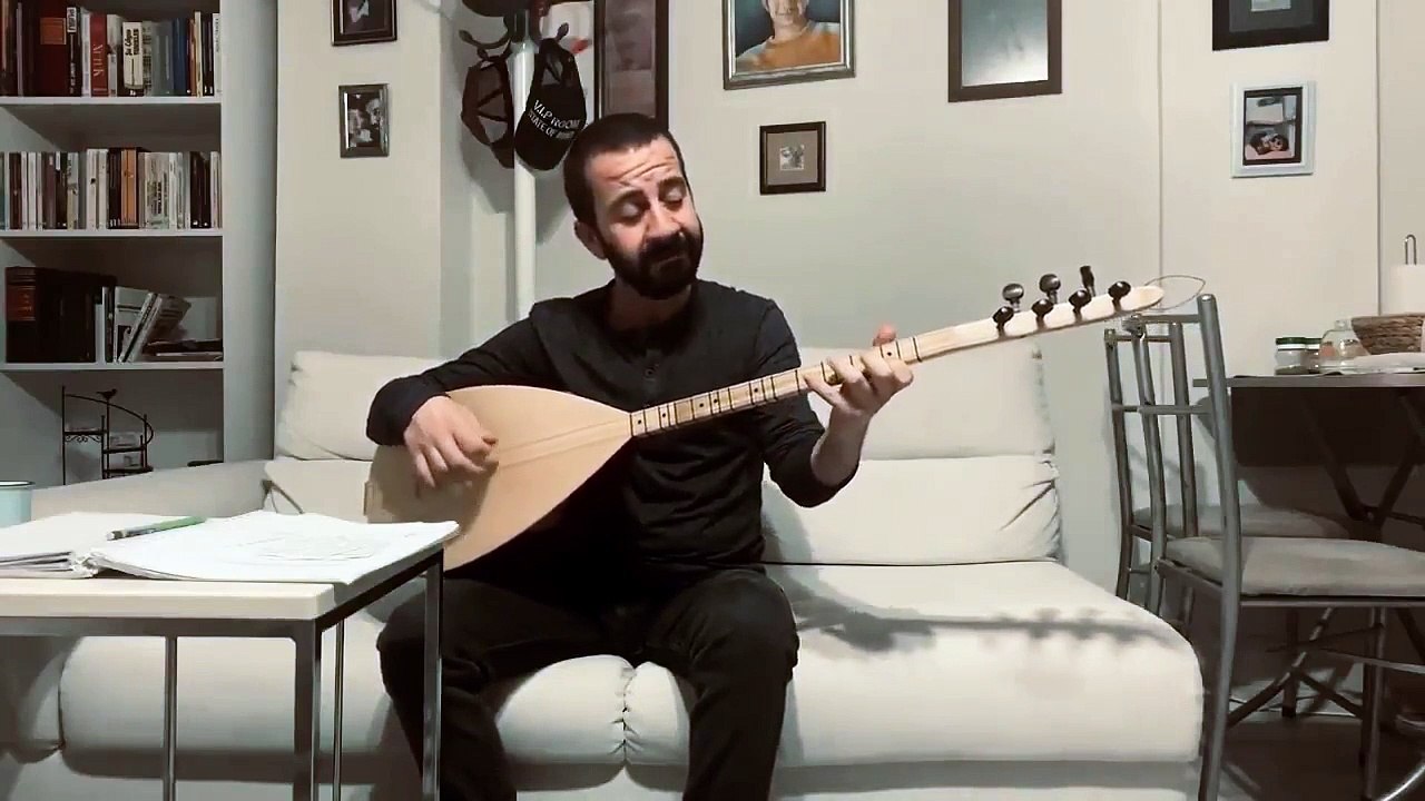 Kerim Yağcı - Gaziantep Yolunda (Bahçalarda Mor Meni)