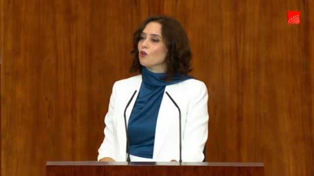 Ayuso reafirma su compromiso de rebajar medio punto los tramos del IRPF