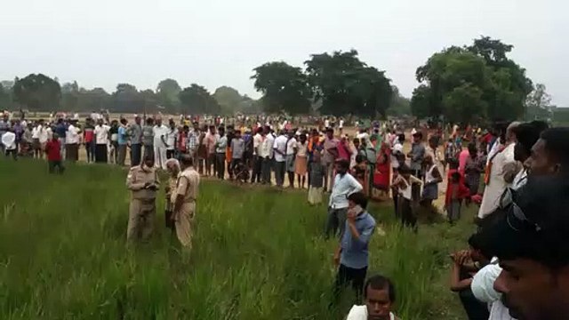 उन्नाव: पटाखा फैक्ट्री में तेज धमाका, किशोर की मौत, तीन घायल