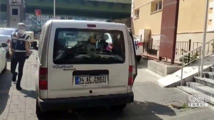 Aracın gizli bölmelerinden uyuşturucu çıktı | Video