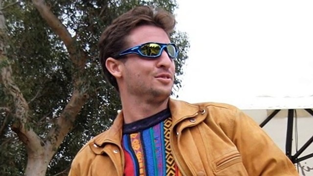 Victorian authorities crack down on lockdown protesters