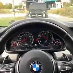 Il fait ronronner le moteur de sa BMW mais ne s'attendait pas à ça