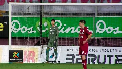 td7-saprissa-mantiene-su-valla-invicta-140920