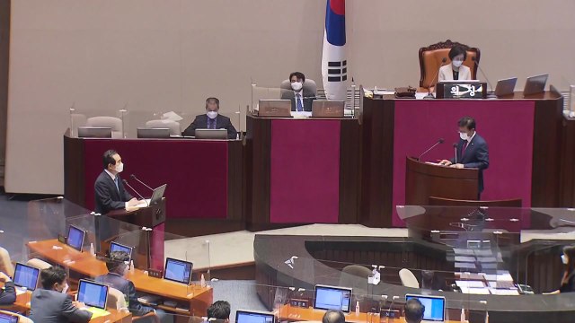 야당 의혹 사실이면 사퇴하겠나? ...추미애 거취 놓고 공세 / YTN