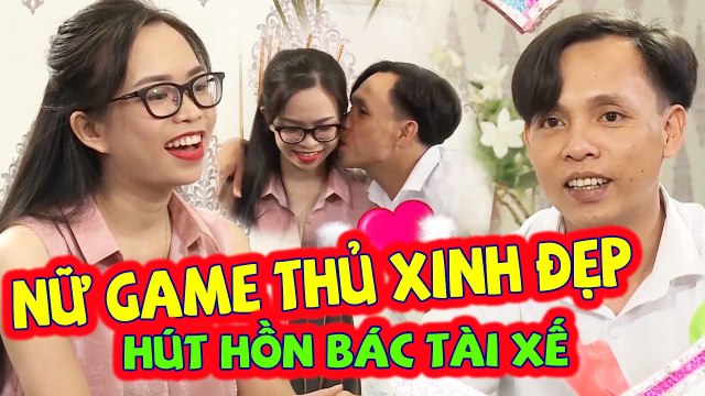 Nữ game thủ xinh đẹp ĐỔ GỤC trước anh tài xế vui tính | Hẹn Ăn Trưa - Bạn Muốn Hẹn Hò