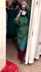 Sağlık çalışanlarına şiddet kamerada!