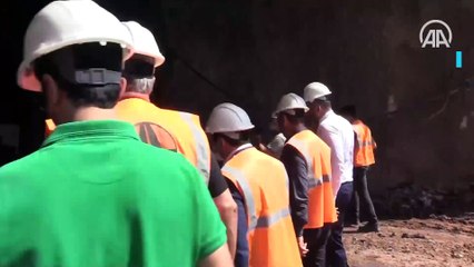 Terör örgütünün engellemelerine rağmen 'Eruh-Fındık Yolu ve Tünel Projesi' sürüyor