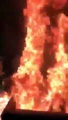 Feu + essence = mauvaise idée