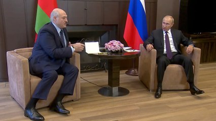 Lukashenko seeks Putin's help in attempt to survive mass protests