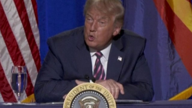 Présidentielle américaine: Donald Trump estime qu'il mène loin devant Joe l'endormi