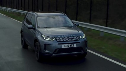 Neuer Land Rover Discovery Sport noch vielseitiger und effizienter - Leistungsstarke, Saubere Motoren und neues intuitives Infotainment