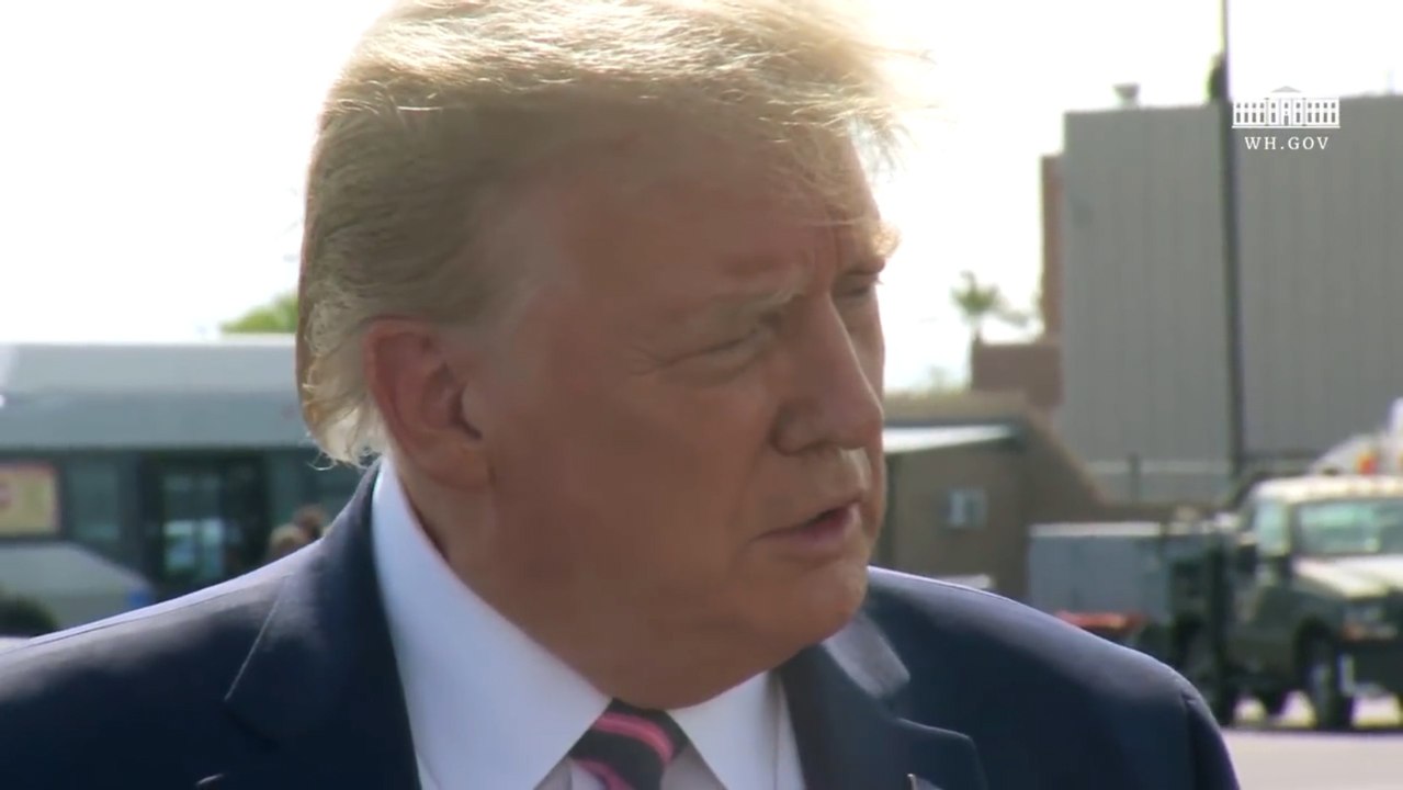 Trump advierte de que respondería a un ataque de Irán con uno "mil veces mayor"