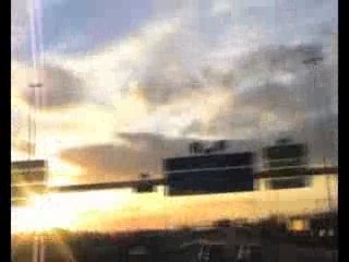 Alien Present Cross Bitume "Du 93 Aux Champs Elysées"