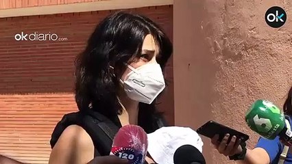 La podemita Serra está en cuarentena con su bebé tras hacer con él oposición a Ayuso en sitios de riesgo