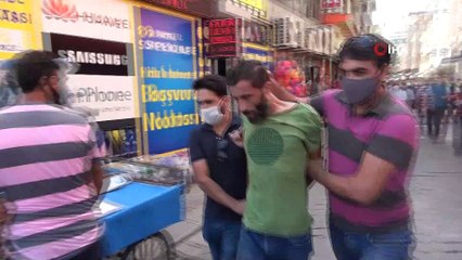Arkadaşıyla konuşma bahanesi ile 2 bin TL değerinde telefonu alarak kaçtı
