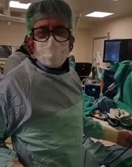 KARINDA Kİ AORT ANEVRİZMAYA YAPILAN MÜDAHALE