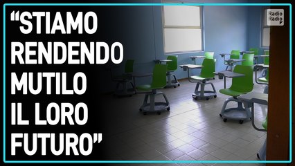 "Colpire la scuola è il primo passo: trasformeranno le nuove generazioni da umani a merci" ► Fusaro