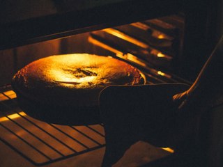 Do Loud Noises Cause Cakes to Fall?