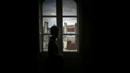 Paris clair-obscur - Tráiler VOSE