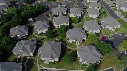 Here's Why Your Body Only Wants to Poop at Home, According to a Doctor