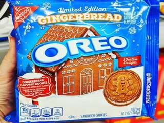 These Gingerbread Oreos Look Just Like Christmas Cookies