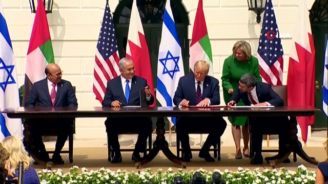 - Beyaz Saray'da İsrail-BAE-Bahreyn arasındaki anlaşmanın imzaları atıldı