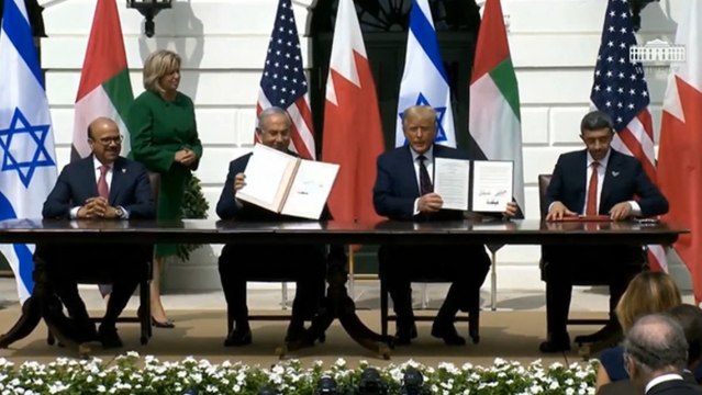 EAU y Bahréin firman sendos acuerdos de paz con Israel