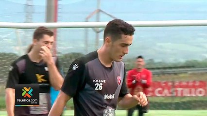 td7-alajuelense-recupera-a-bernal-alfaro-150920