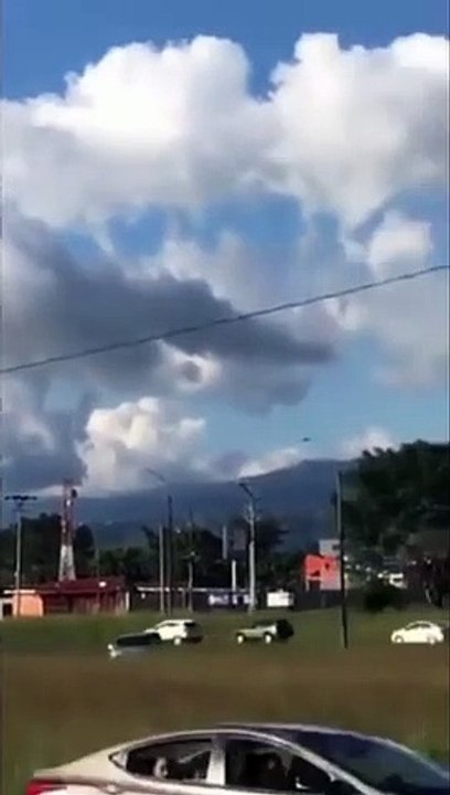 Increible ovni sobre Costa Rica