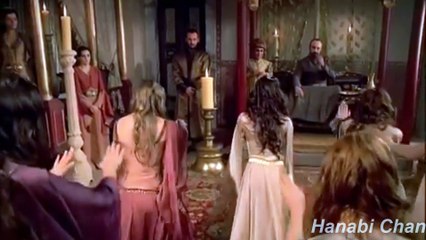 Hürrem Sultan Jennie Solo ile Dans Ediyor