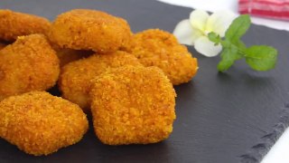 Homemade Chicken Nuggets Recipe by Tiffin Box - How To Make Crispy Nuggets for kids lunch box