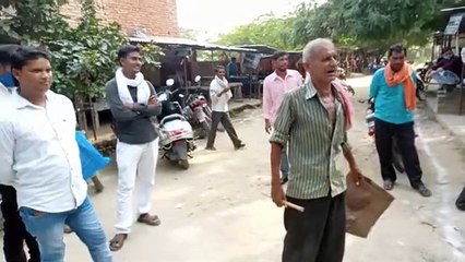 बिधूना तहसील पहुंचे एक किसान का वीडियो हो रहा वायरल