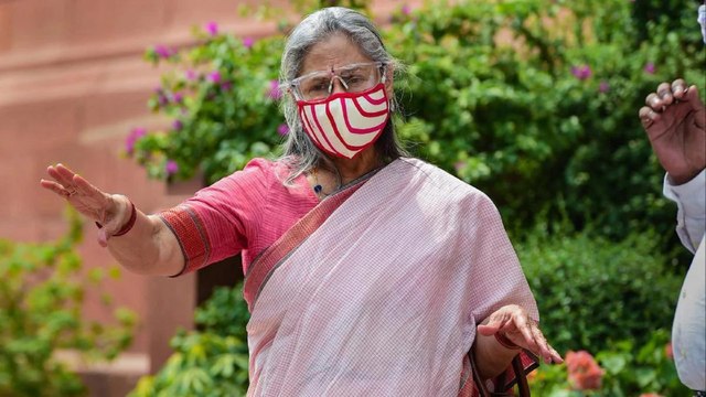 Saamana supports Jaya Bachchan speech on Bollywood