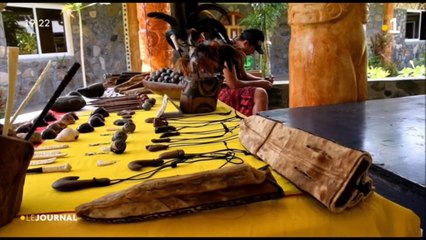 Rencontre avec Cedric, un fabricant d'étui à couteau en peau de vache