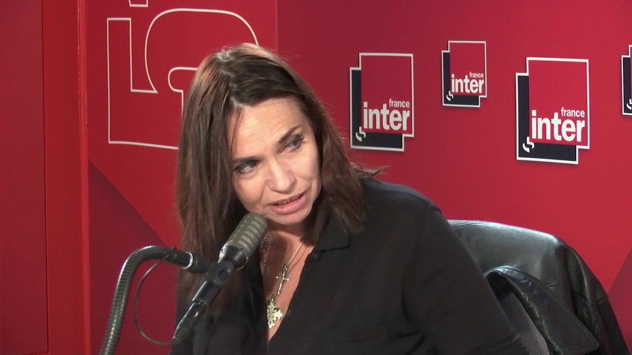 "Les sorcières c’était des femmes puissantes, qui devaient faire peur aux hommes" (Béatrice Dalle)