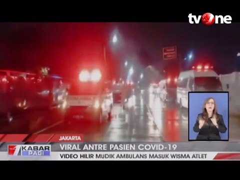 Ambulans Antre Masuk ke RS Darurat Covid-19 Wisma Atlet