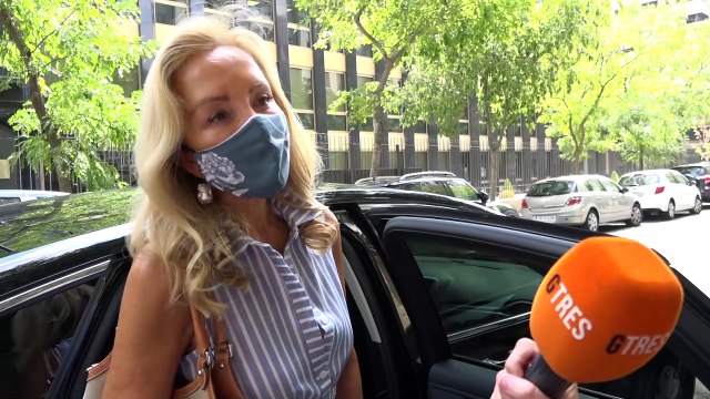 Carmen Lomana: Paloma Cuevas quiere irse de España y por algo será