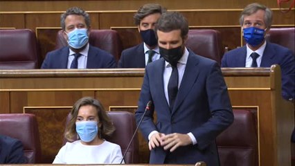 Sánchez y Casado se reprochan casos de corrupción en la sesión de control