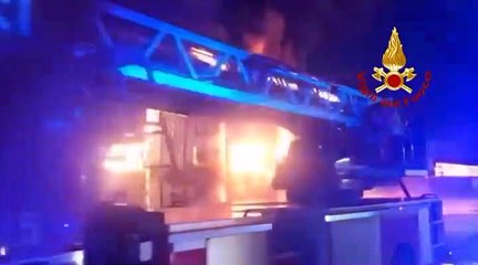 Firefighters battle large blaze in Italian port city of Ancona