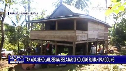 Tak Ada Sekolah, Siswa Belajar di Kolong Rumah Panggung