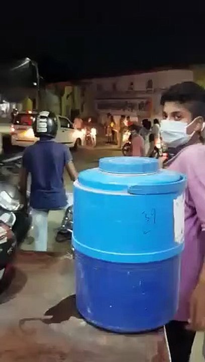 खाकी का बेरहम चेहरा, वाहन चेकिंग के नाम पर गुंडई